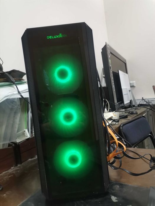 Продам игравой i5 14400f gtx 4060 8G мать B760M ozu 32 g 3200