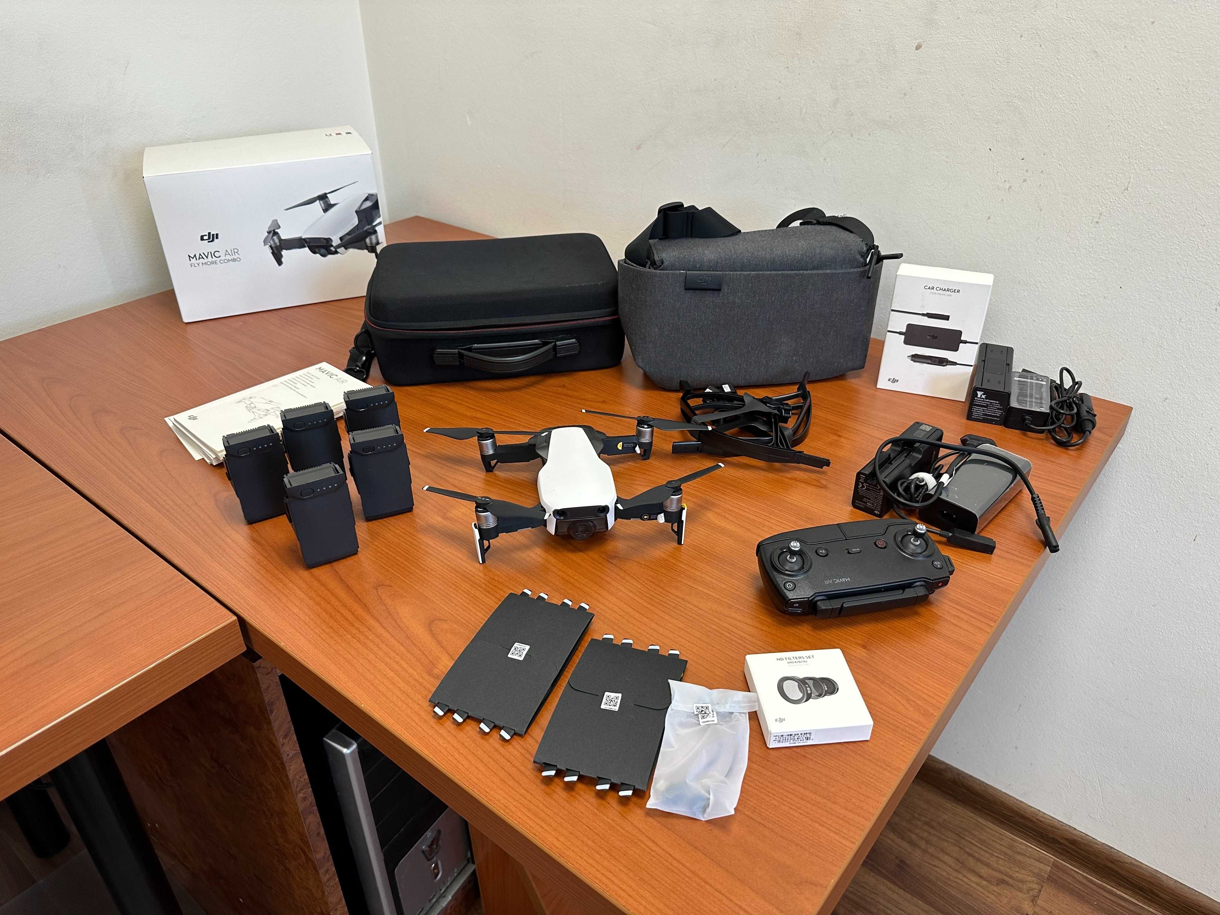 Продавам Дрон DJI Mavic Air Fly More Combo и допълнителни аксесоари