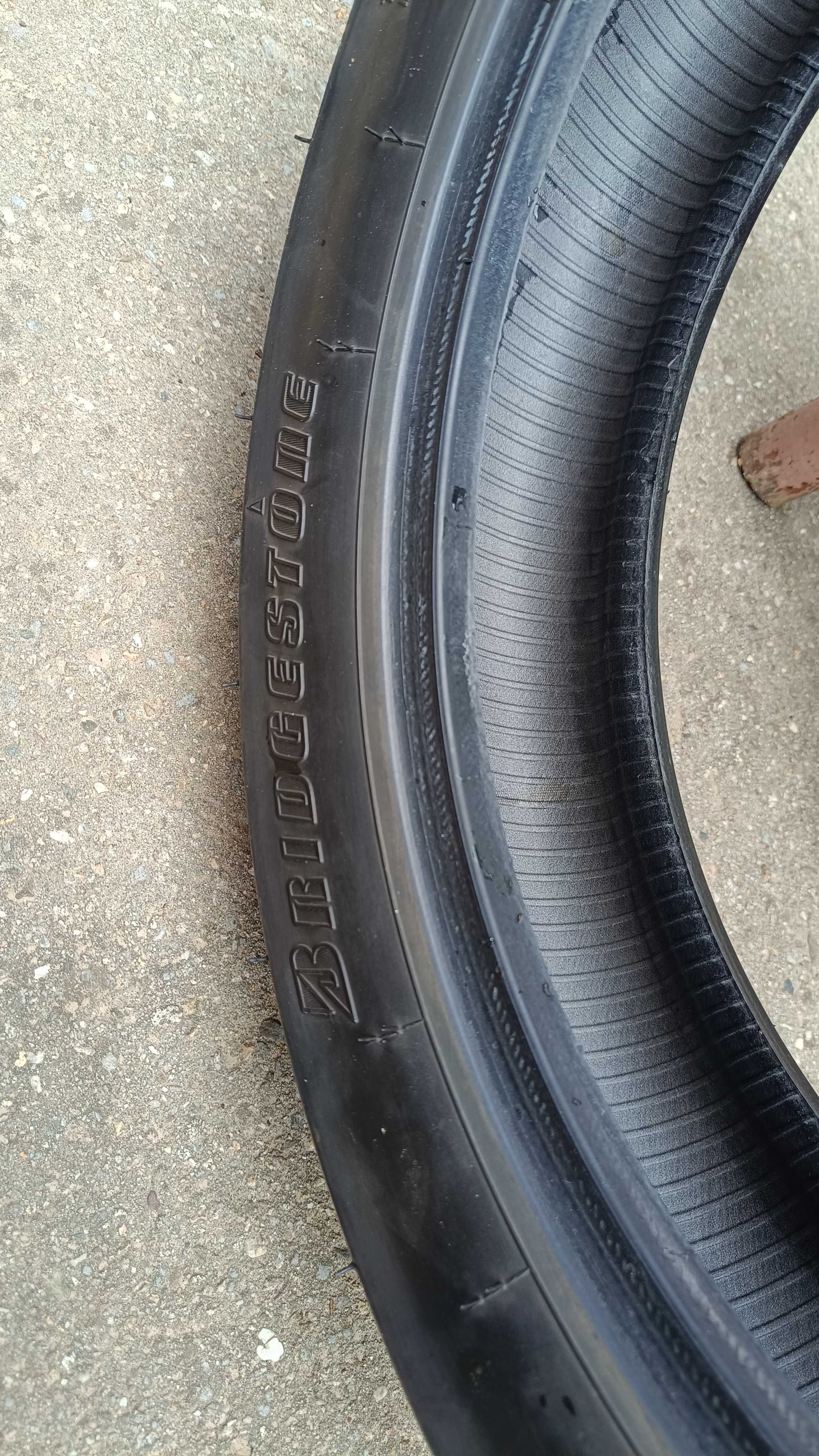 Гуми Bridgestone HOOP B02 & B03 Dot 1019 за Honda Sh 300