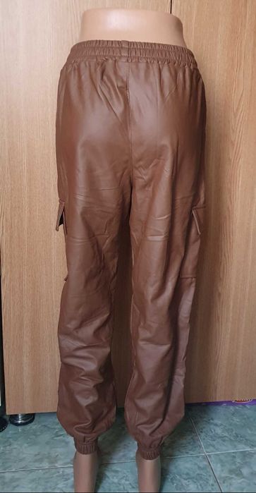 Pantaloni piele cargo