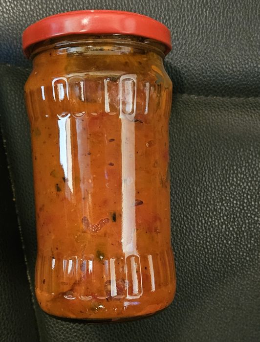 Продавам  едросмляна лютеница