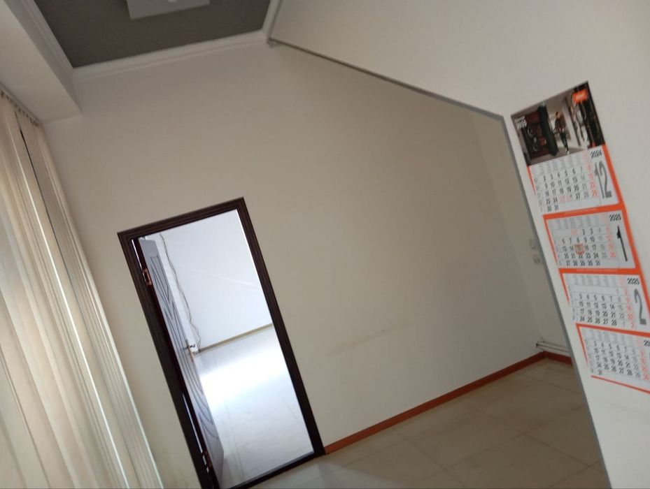 В аренду  офис Яккасарайский р-он