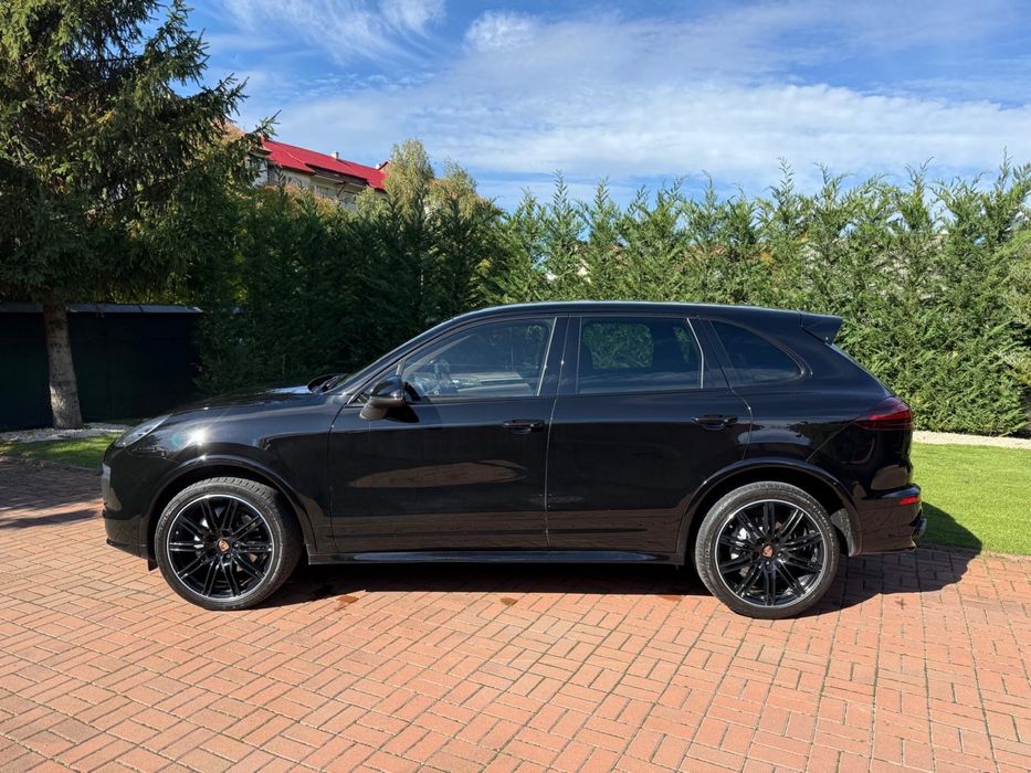 Porsche Cayenne facelift/packet GTS/faruri led/Apple Carplay