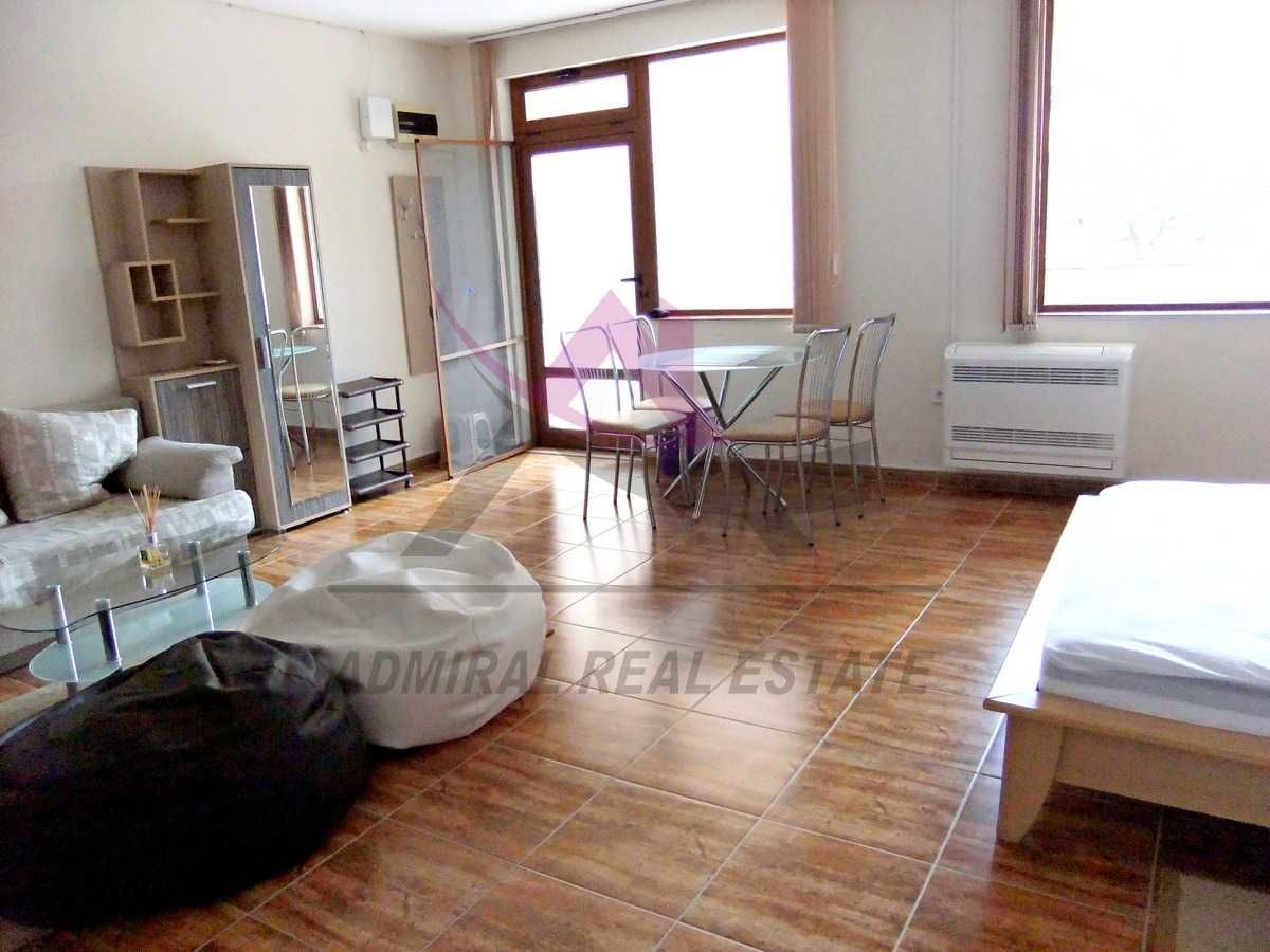 Дава се под наем Едностаен апартамент в Варна, ВИНС - 40 кв.м за 275 € - Снимка #1