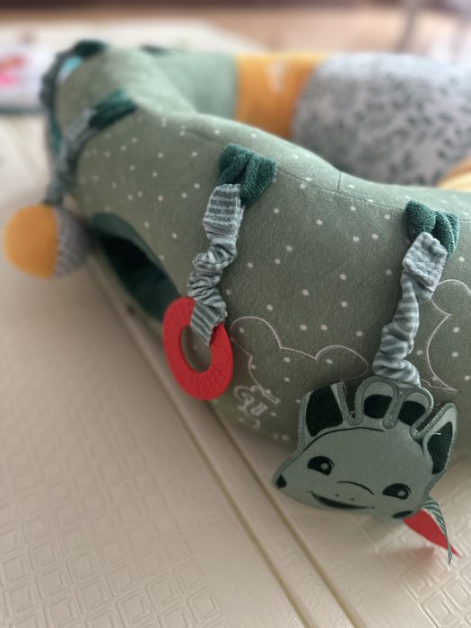 Пуф с активности, Жирафчето Софи Sophie la girafe