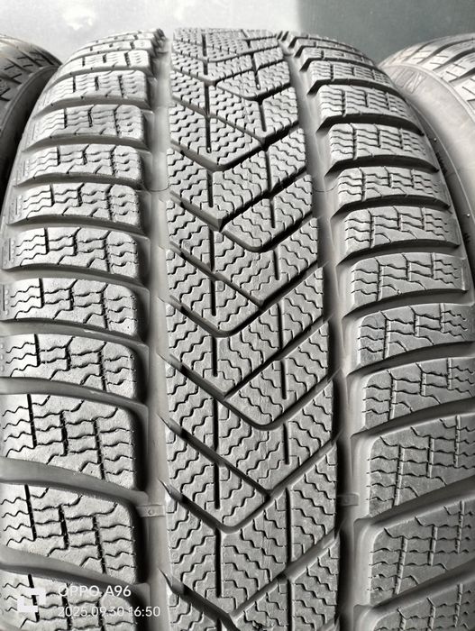 235 45 20 Pirelli, Continental 2024