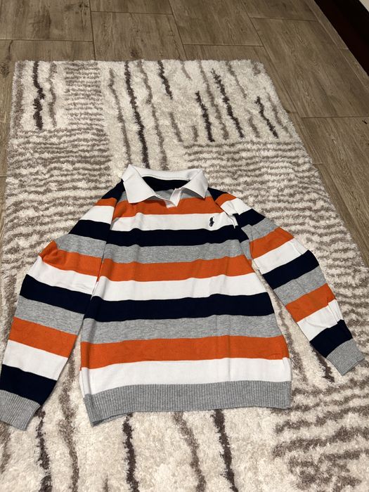 Тениска Polo.
