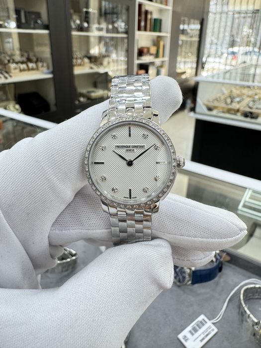 Женские Часы Frederique Constant С бриллиантами 0.5карат