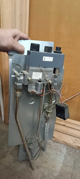 Sistem aprindere, control și arzător pt convector gaz cu 3 elemenți