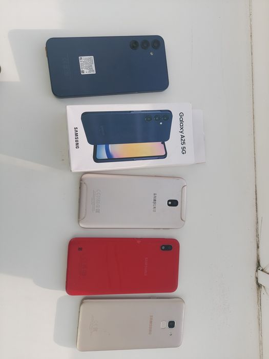 Продам на запчасти телефоны