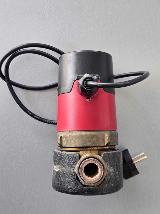 Рециркулационна помпа Grundfos UP15-14B PM