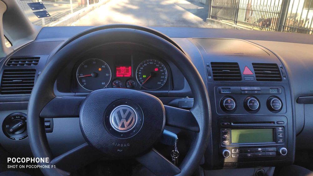 VW Touran 2.0 TDI/16V/140к.с ПРОЧЕТИ ОПИСАНИЕТО!