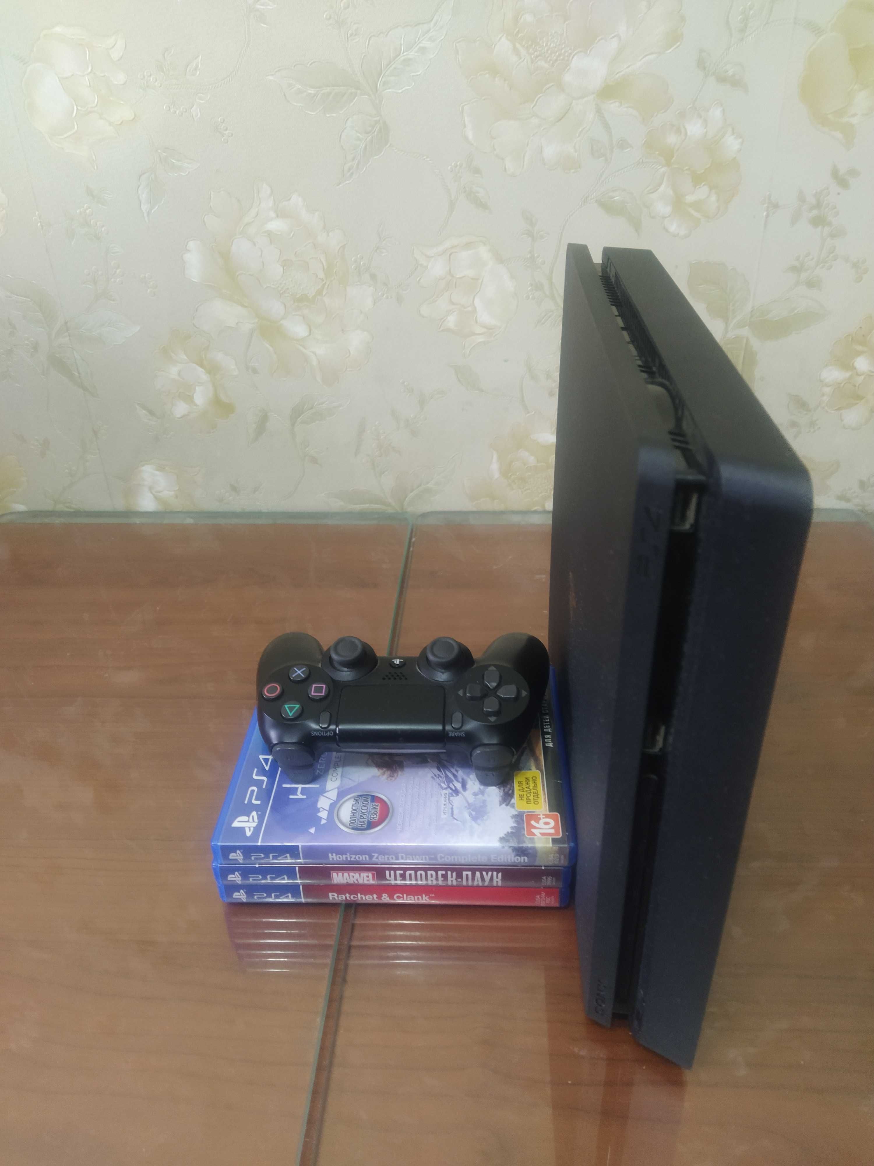 Sony PlayStation 4