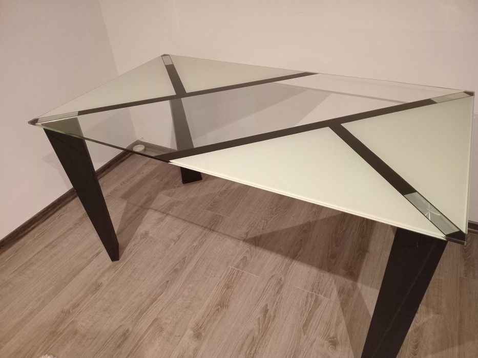 Masa sticla dining eleganta pentru 6 persoane
