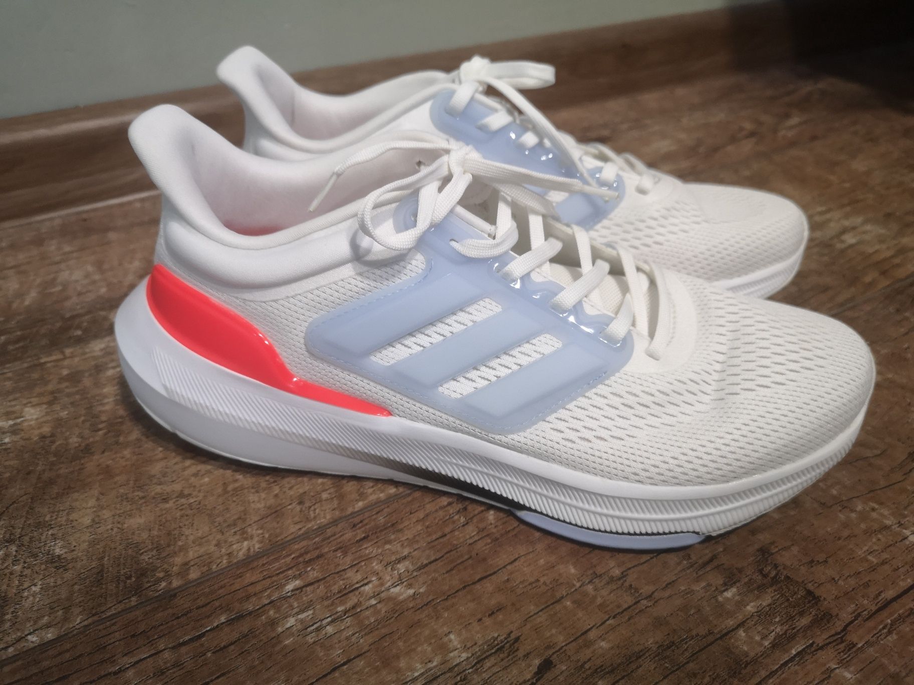 Adidas, оригинални маратонки, номер 40