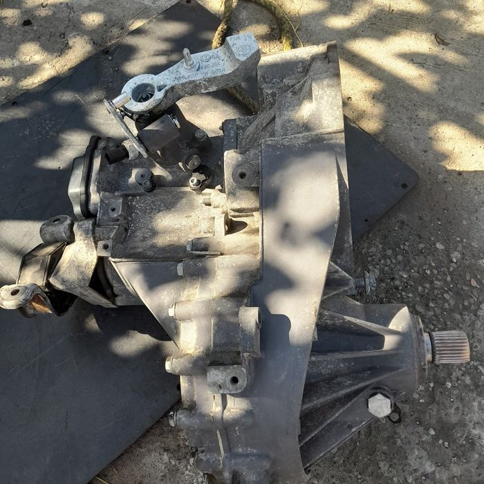 Piese vw t5 capacitate 1,9 și 2,5