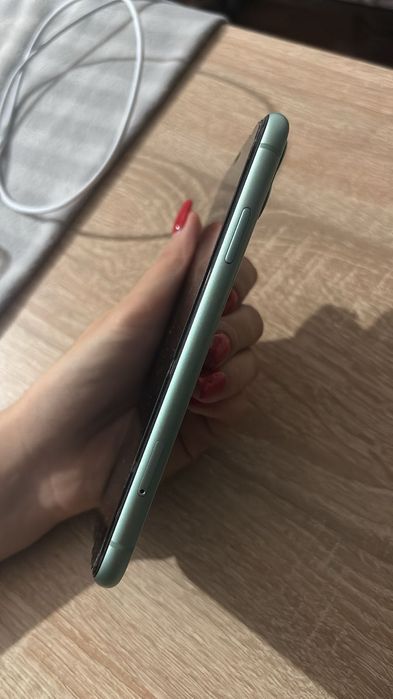 Продается iphone 11