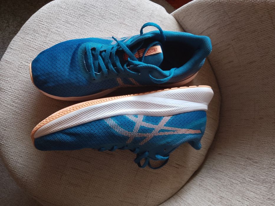 Маратонки ASICS,модел PAIRIOT 13