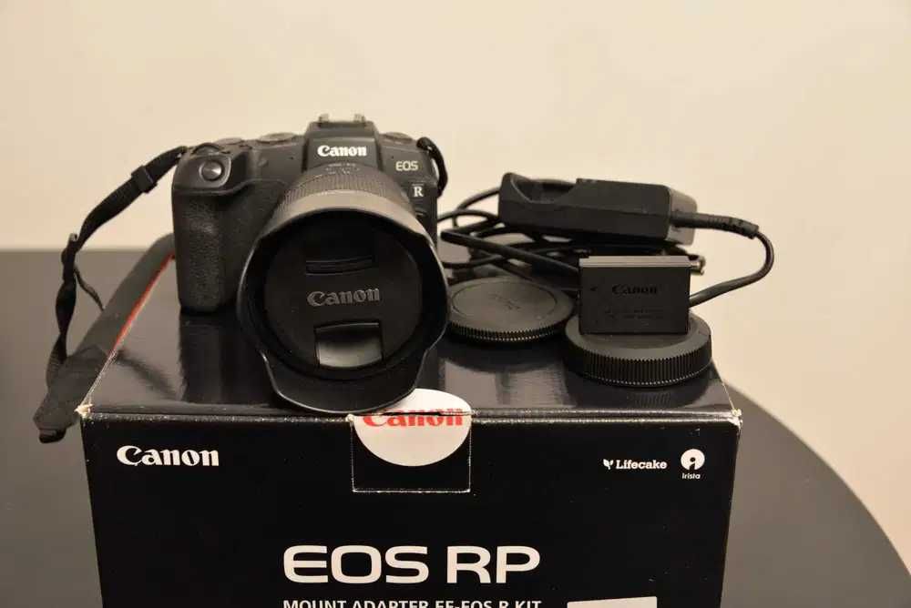 CANON EOS RP, 26.2 MP, 4K, Wi-Fi, obiectiv RF 24-105 - mirrorless