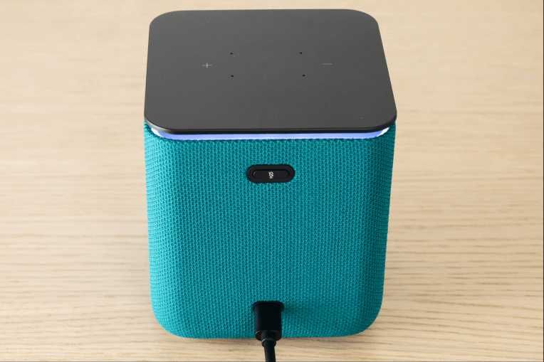 ПРОДАМ Яндекс Станция Миди с Алисой 24Вт / Практический НОВОЕ.