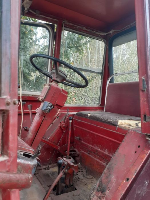 25 traktor sotiladi