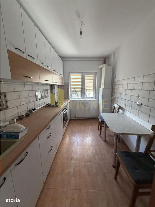 Apartament 2 camere, centrala proprie, Ploiesti, zona Republicii