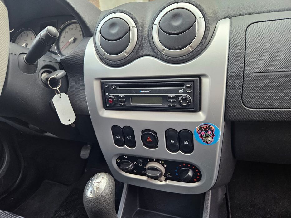 Dacia Logan mcv 2011 special 1.5 dci euro 5 Climă
