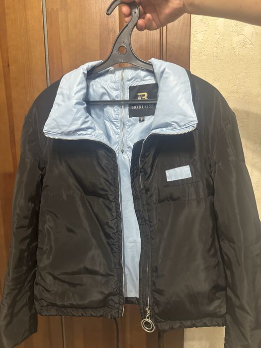 Продам женскую верхнюю одежду