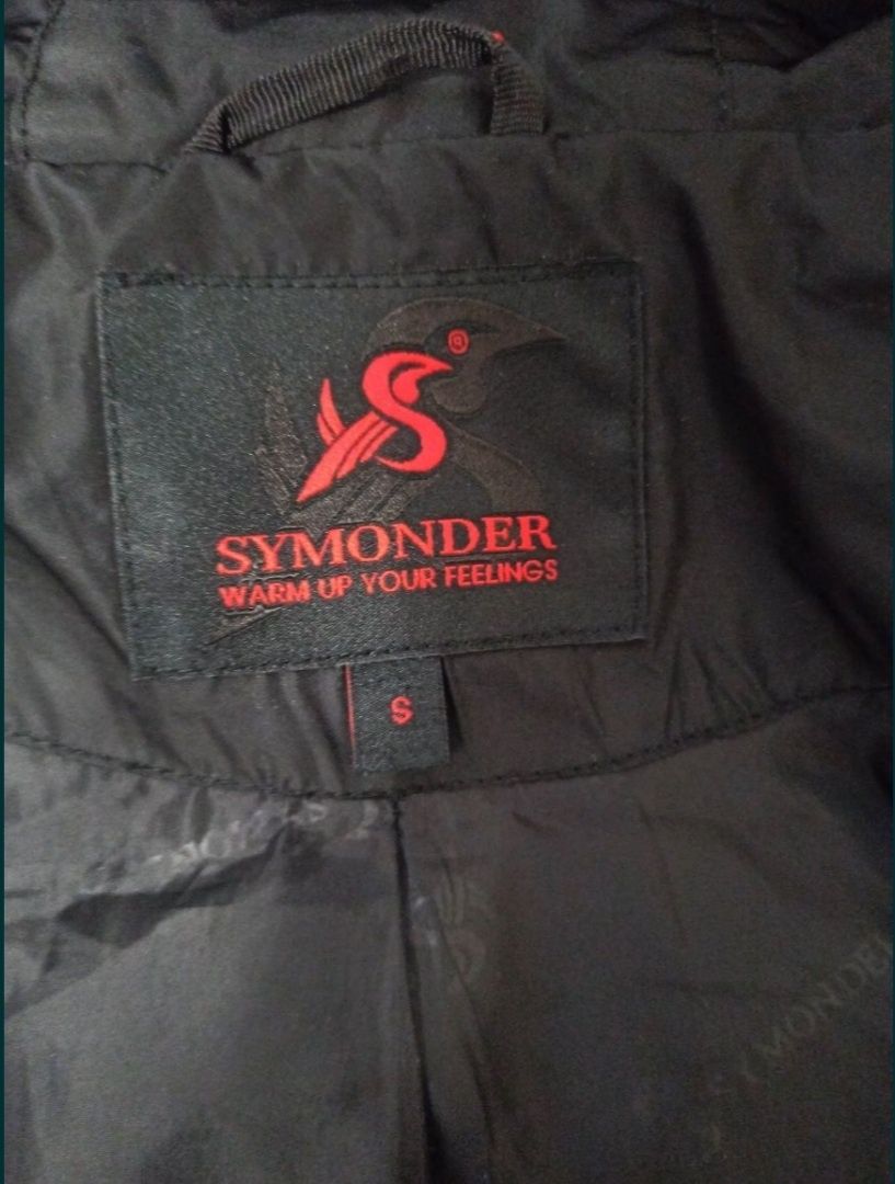 Пуховик размер 42 или XS/S от известного бренда Symonder