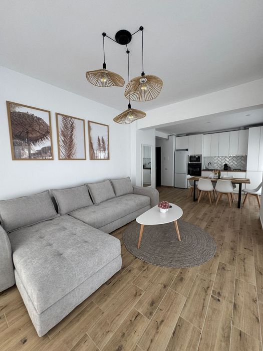 Apartament 3 camere cu vedere la mare si lac