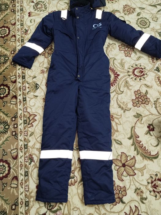 комбинезон зимный S размер