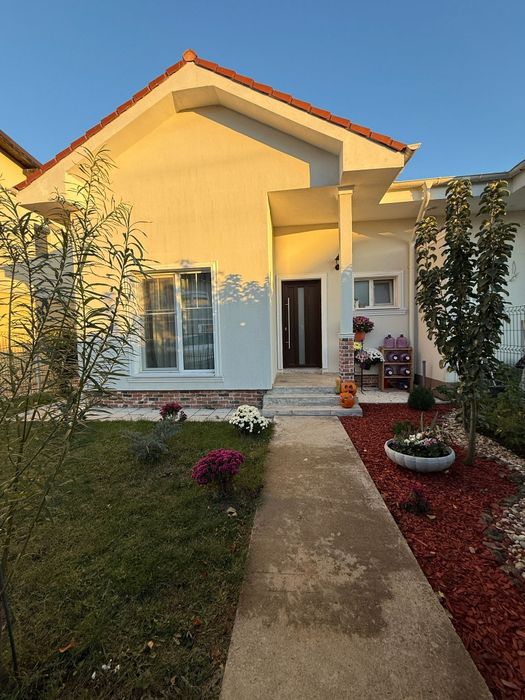 Duplex în Moșnița Nouă