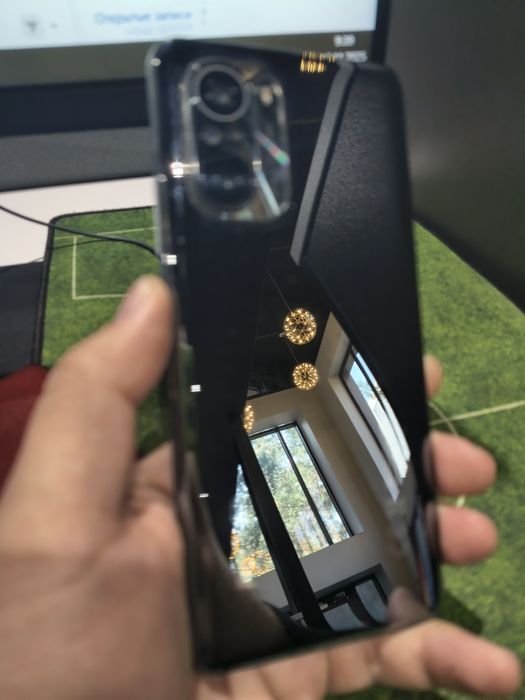 Продается Poco F3 8/256