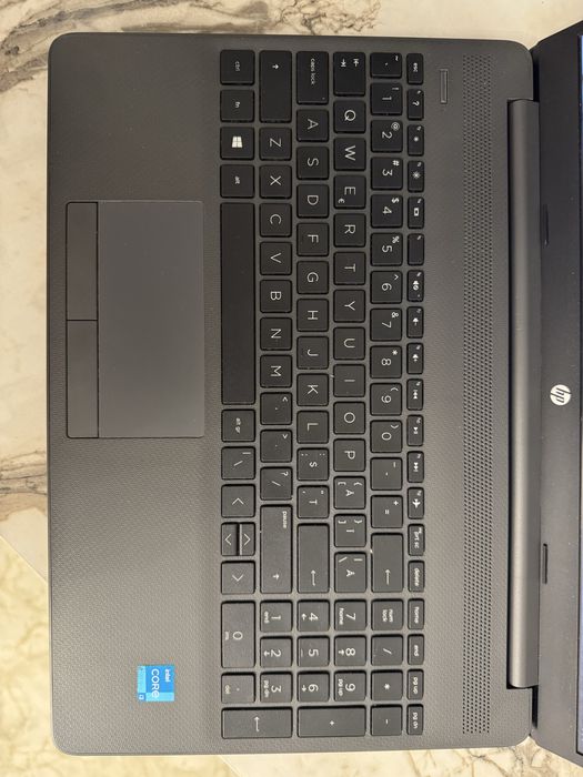 Laptop hp 15, I3