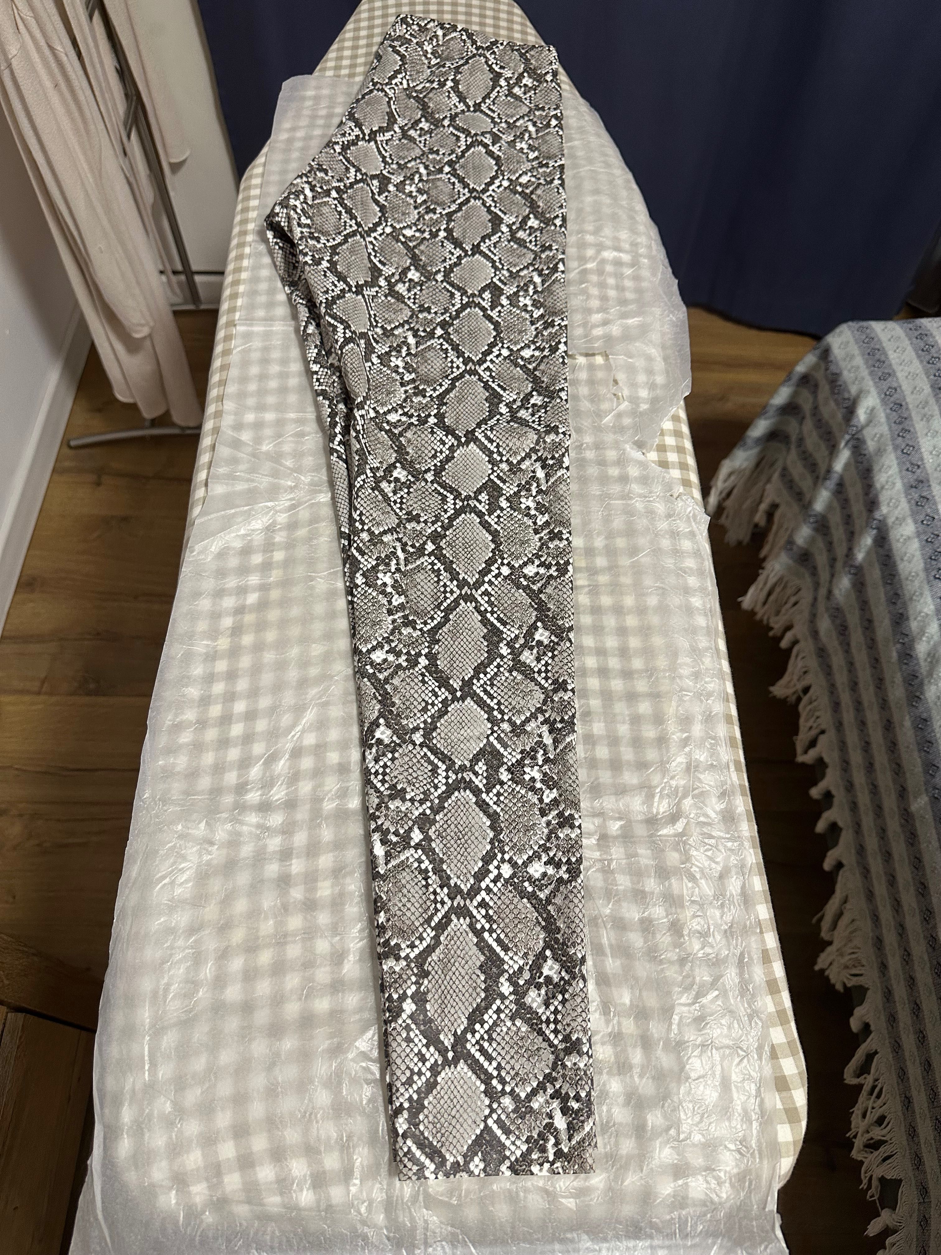 H&M клинове - Snake Skin