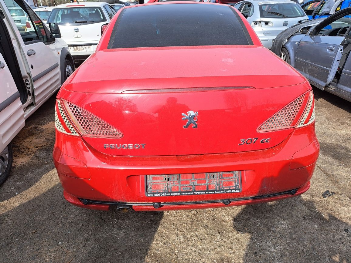 Dezmembrez PEUGEOT 307 cc/ hatchback 1.6 B DIN 2004-NFU