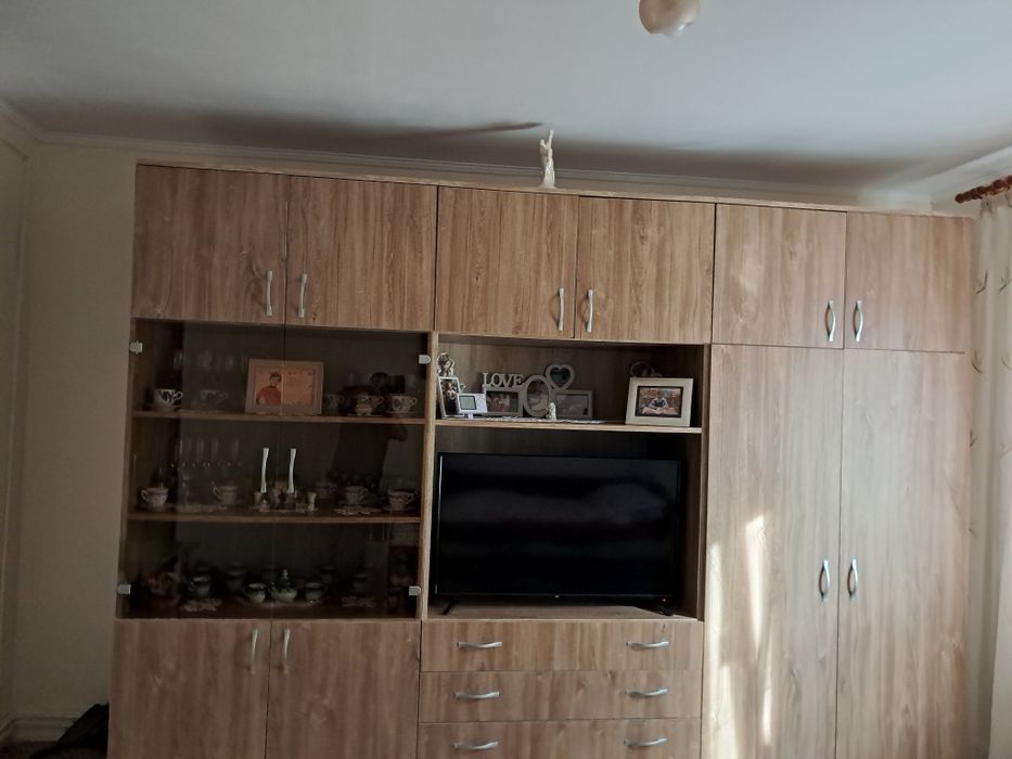 Vind mobilă de camera