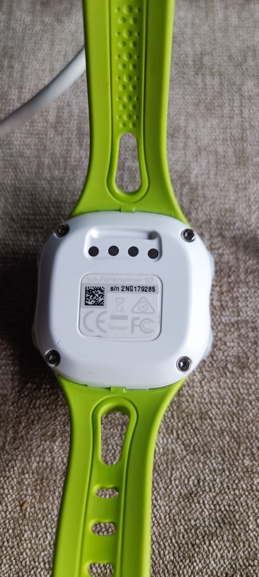 Ceas Garmin Forerunner 10 GPS Watch (Green/White)