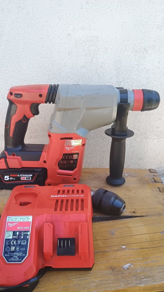 Ciocan rotopercutor milwaukee blhx ,baterie 5 ah,încărcător rapid
