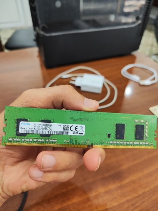 Ram 4gb DDR4 (Operativka)