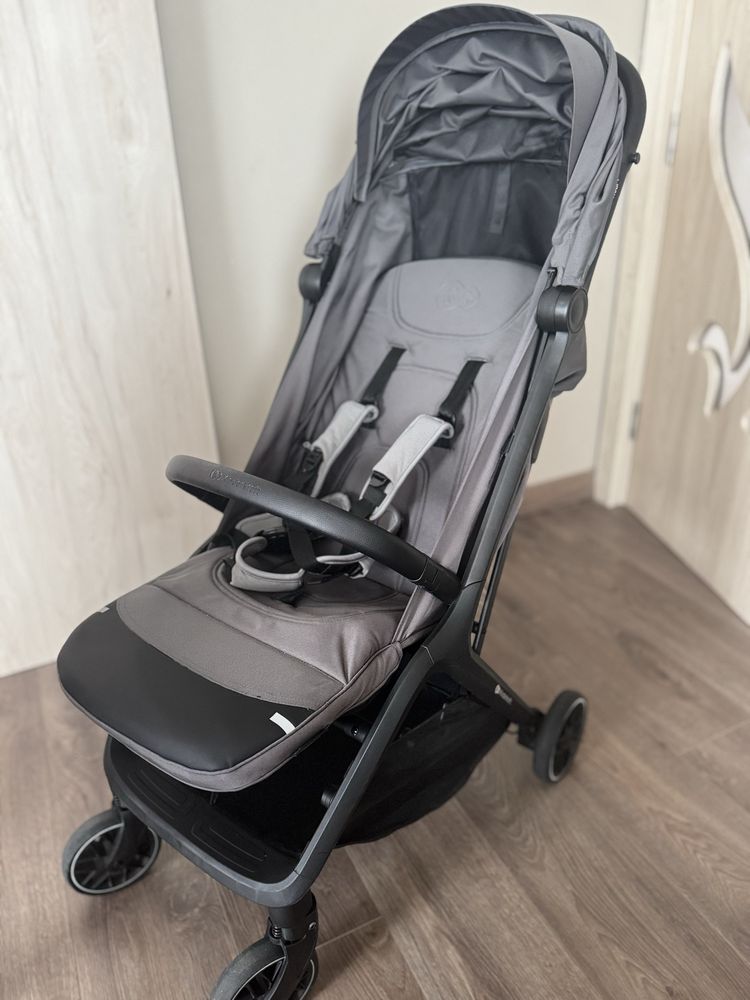 Лятна количка Kinderktaft Nubi2