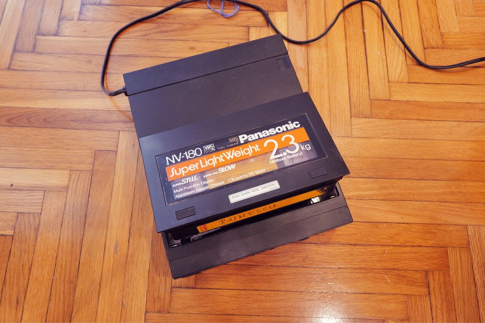 Video player Panasonic NV-180EG portabil Raritate caseta video