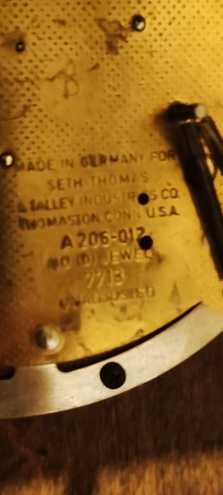 Старинные часы, с боем.