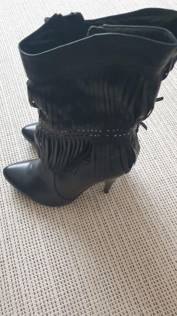 Cizme piele negre