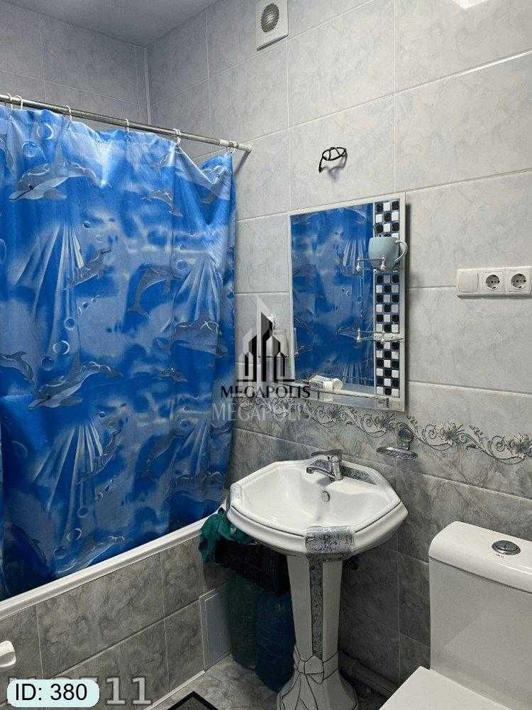 №380 Terakzor tarafda 3 xonali kvartira sotiladi