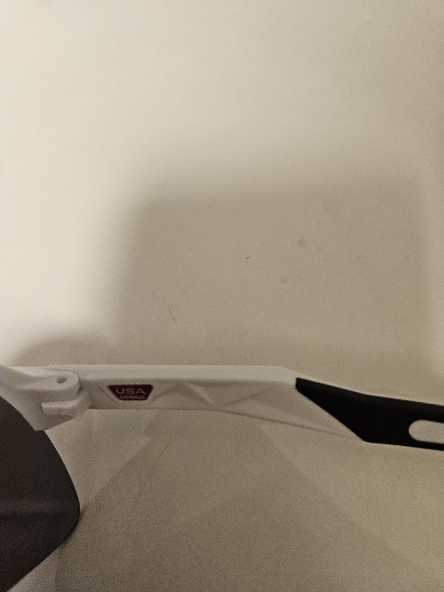 Oakley OO 9463 чисто нови