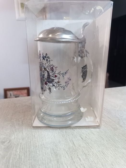 немска бирена халба (Seidel) с капак от калай