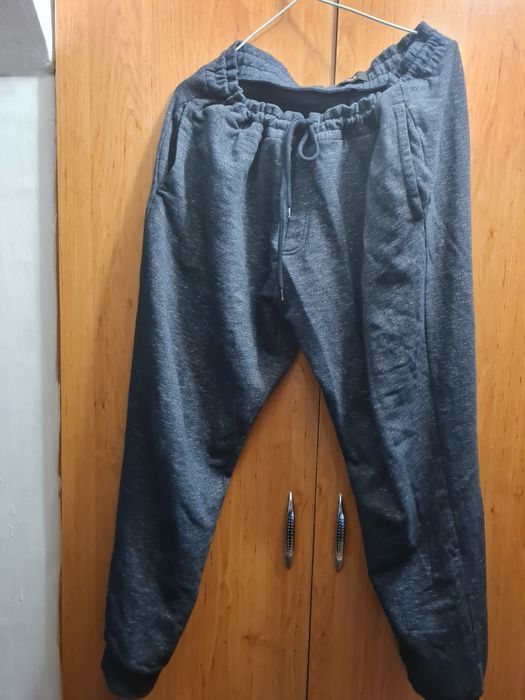 Pantaloni trening pt barbati
