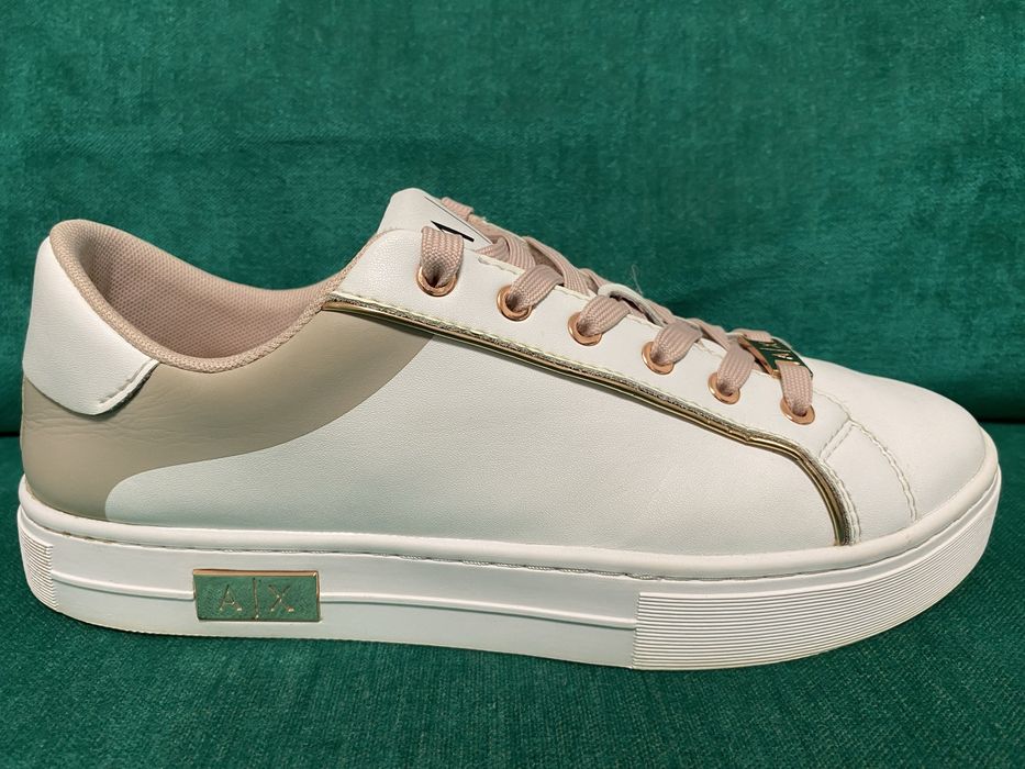 Pantofi Armani Exchange marimea 39