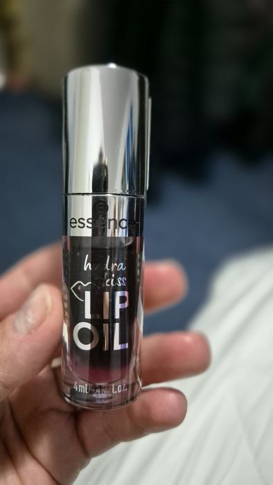 Mascara,creion de buze si gloss de dama